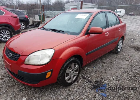 2006 Kia Rio Lx z USA, uszkodzony, nr VIN KNADE123366033075